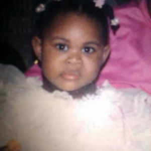 Meet your Posher, Kendra